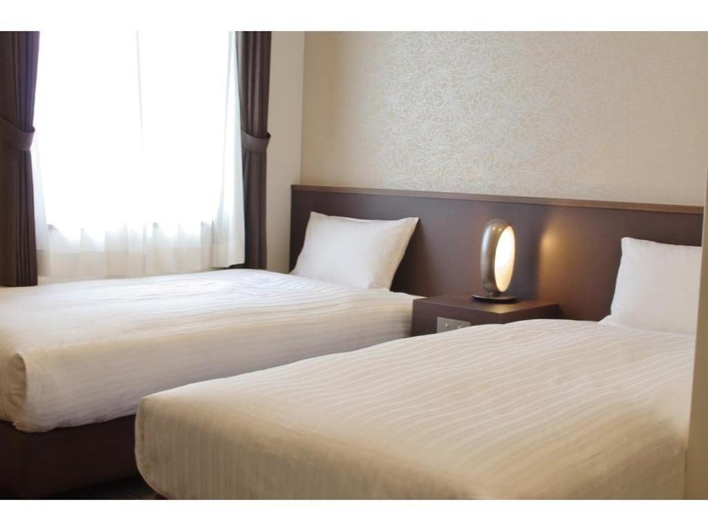 Bande Hotel Osaka Buitenkant foto