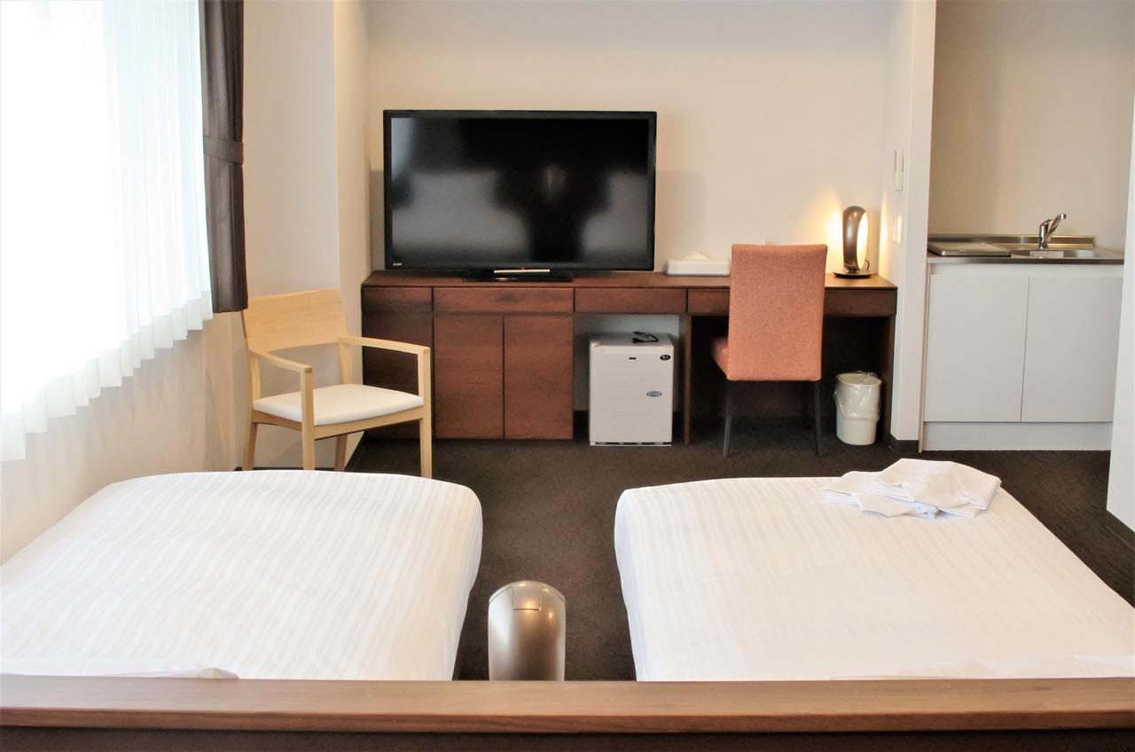 Bande Hotel Osaka Buitenkant foto